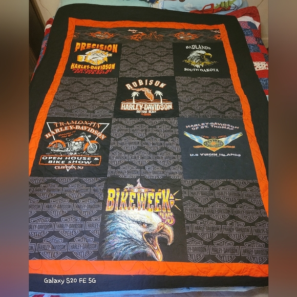 Harley-Davidson Bold Black and Orange Quilt - Picture 1 of 8